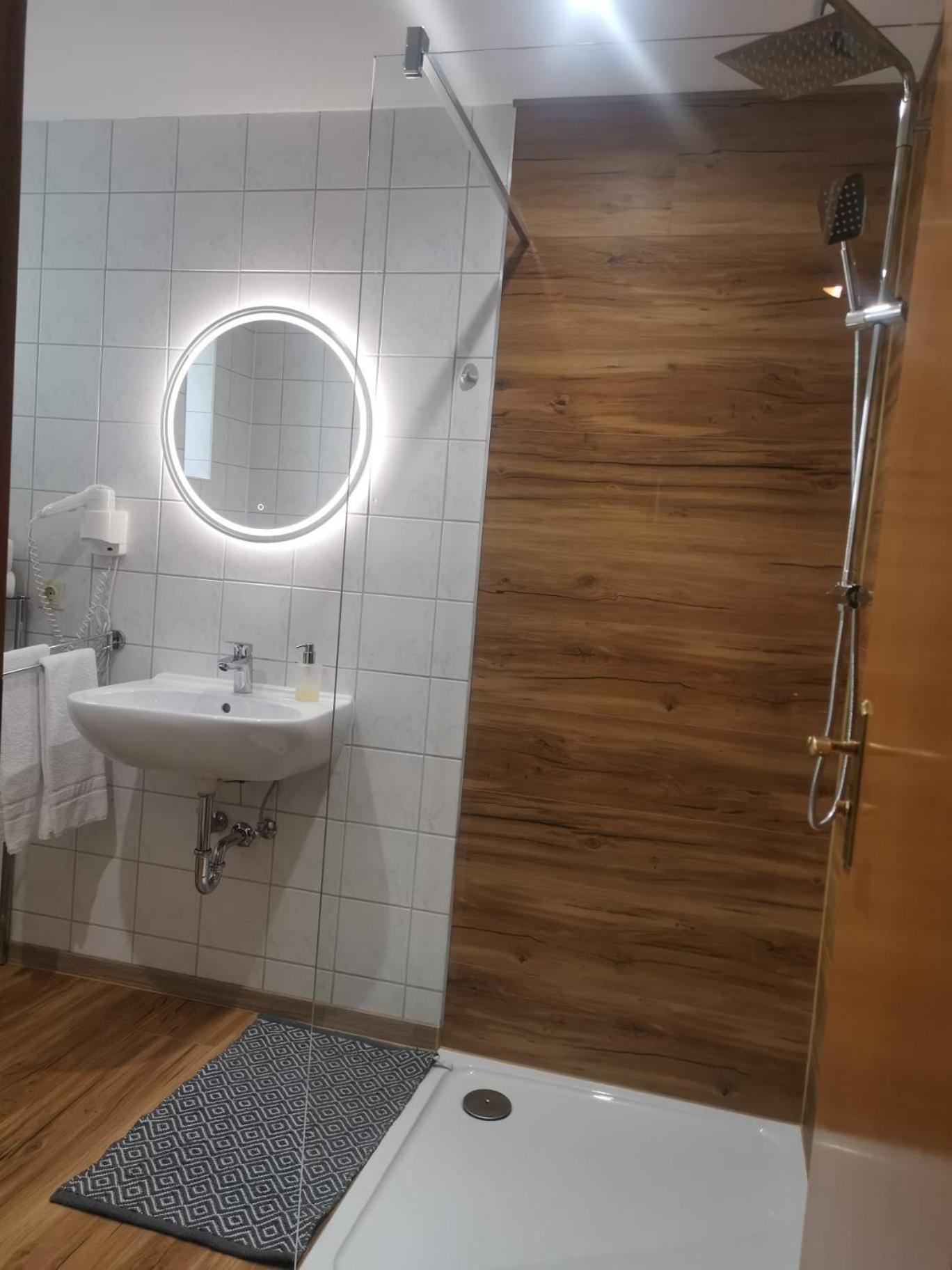 Wild West Hotel Fichtelberg Zewnętrze zdjęcie